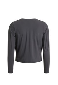 Czarnoszary, długi rękaw, top z okrągłym dekoltem. Wykonany z gładkiego, lekkiego materiału o luźnym kroju i subtelnym drapowaniu. Krótka długość.