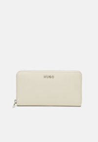 Unselected, open white