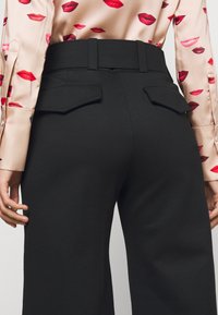 Victoria Victoria Beckham Trousers - black