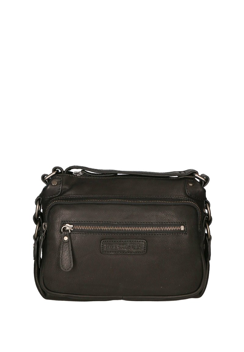 Borsa a tracolla in pelle nera con finitura testurizzata, tasca frontale con zip e tracolla a catena regolabile. Presenta un'etichetta con logo sul davanti.