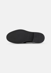 GANT JACKMOTE - Slip-ons - black