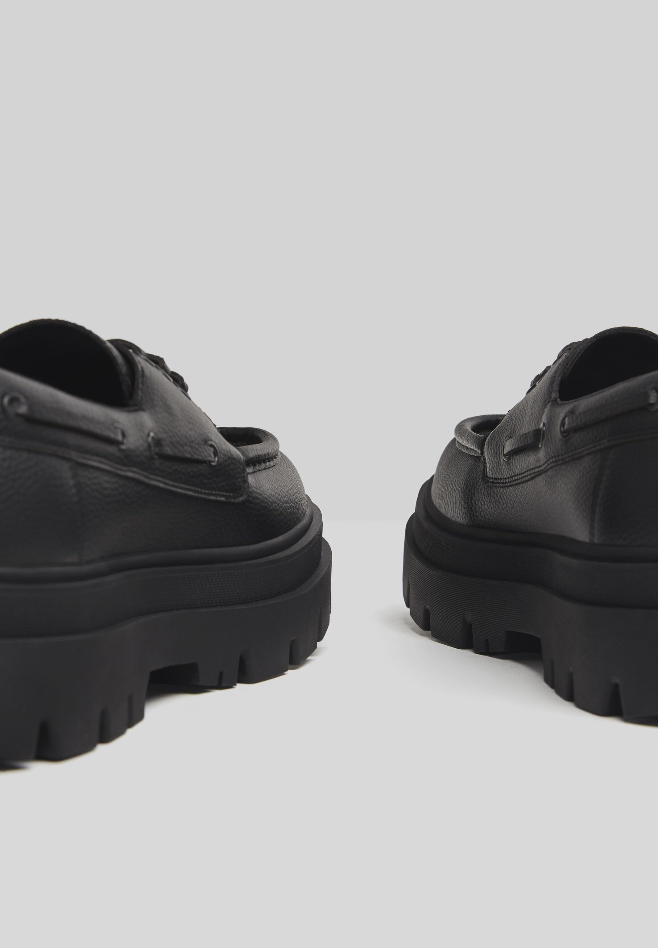 derbies bershka