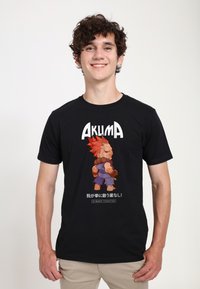 Henry Tiger STREET FIGHTER AKUMA - Triko s potiskem - black