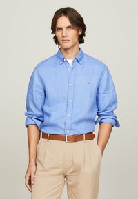 Tommy Hilfiger - PIGMENT DYED REGULAR FIT  - Camicia - blue spell Immagine in miniatura 1