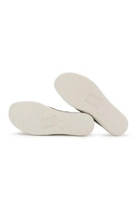 Pitas WALLABI - Stringate sportive - marine