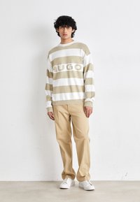HUGO DINO - Broek - medium beige