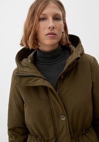 s.Oliver Wintermantel - khaki oliv