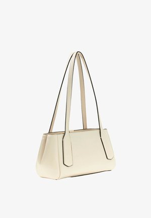 Bolso de hombro de cuero color crema con asas largas, base rectangular y diseño minimalista.