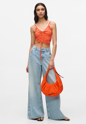 Karl Lagerfeld Jeans, GATHERED - Bolso de mano - grenadine