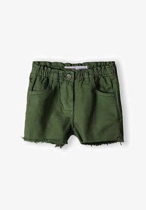 Zöld farmer rövidnadrág, rugalmas derékkal, szaggatott szegéllyel és két elülső zsebbel. Elől gombos záródással és sima textúrával rendelkezik.