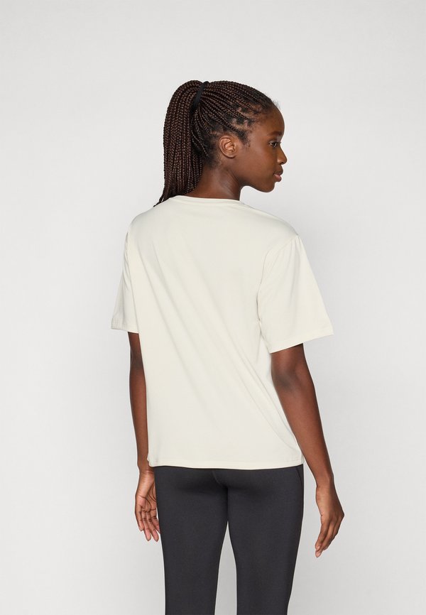 ESSENTIAL RELAXED TEE - Sports T-shirt - alpine snow4