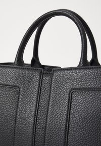Elisabetta Franchi WOMENS BAG SET - Kézitáska - nero
