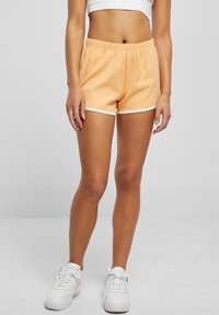 Urban Classics - INTERLOCK RETRO HOT - Shortsit - paleorange whitesand Pienoiskuva 1