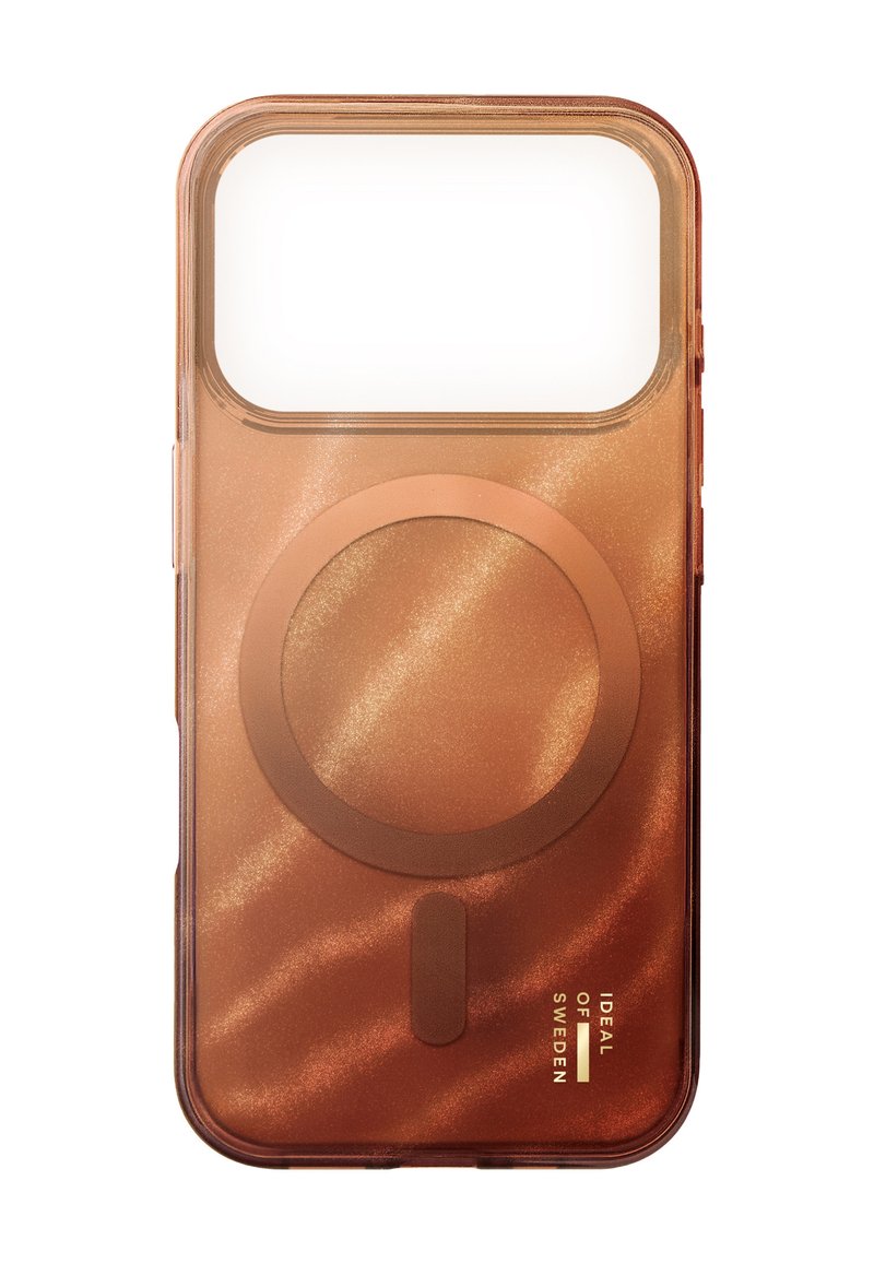 Rosafarget telefondeksel med glatt, gjennomsiktig finish, sirkulært magnetisk festeområde og preget logodetaljer nederst.