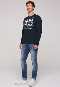 Camp David Camisa De Manga Larga Texturizada Para Hombre Con