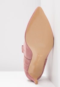 L37 Botines bajos - light pink