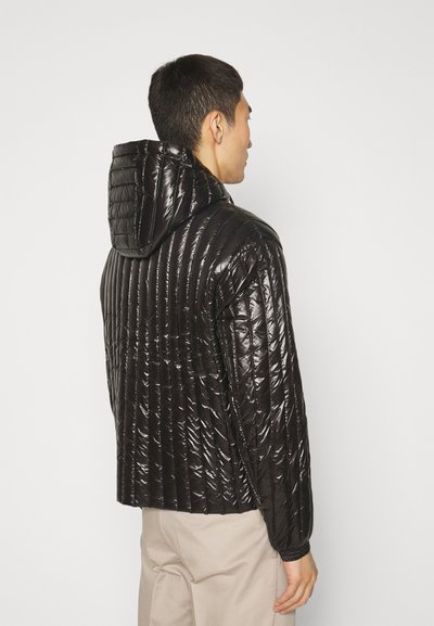 HERMES Piumino Nylon Serie button Down jacket outer black L