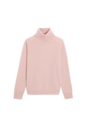 Lichtroze turtleneck trui van zacht materiaal. Heeft lange mouwen en ribbelboorden aan de mouwen en onderkant. Eenvoudig en ongecompliceerd ontwerp.