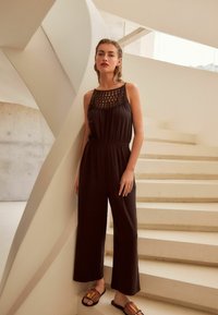 Next - SLEEVELESS JREGULAR FIT - Jumpsuit - black Miniatuurafbeelding 1