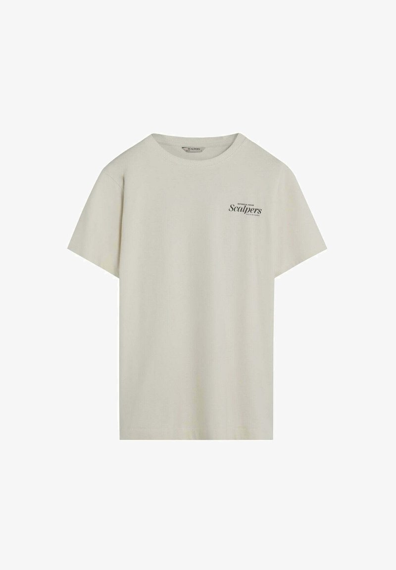 Beige katoenen t-shirt met korte mouwen, ronde hals en een afgedrukte zwarte logo "Scalpers" op de linkerborst. Gladde textuur en casual ontwerp.