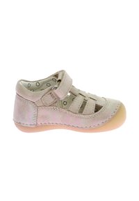 Lys rosa ruskind toddler sko med velcro-lukning, lukket tå-design, udskæringer på siderne og en fleksibel tan gummisål.