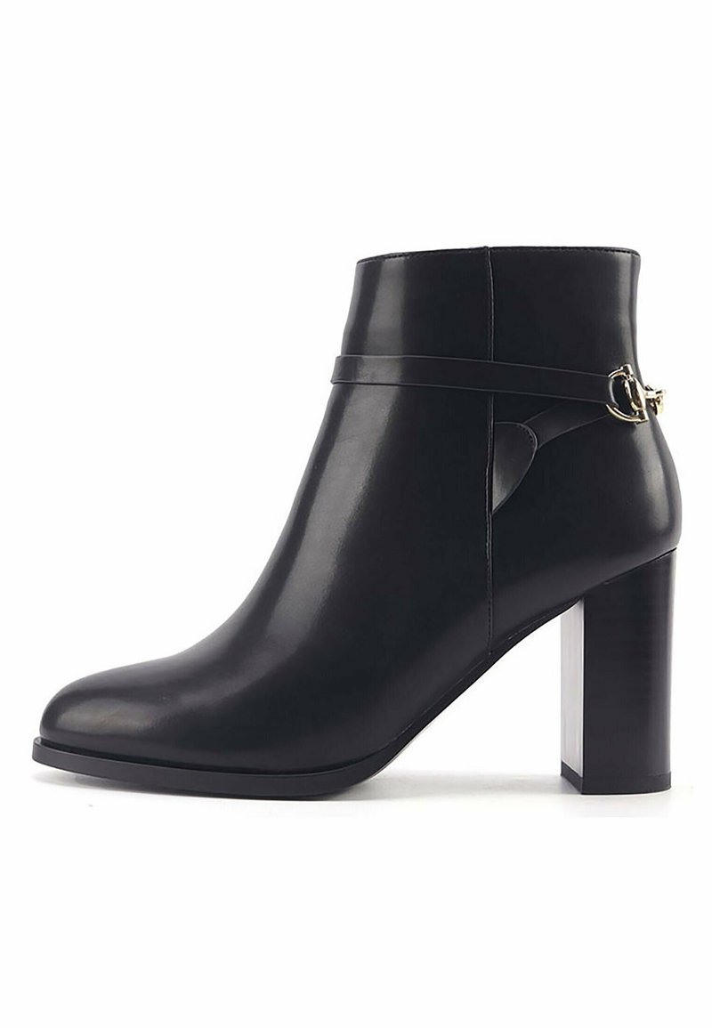 Nine West HEELED OUBRUY  - Klassikalised poolsaapad - black