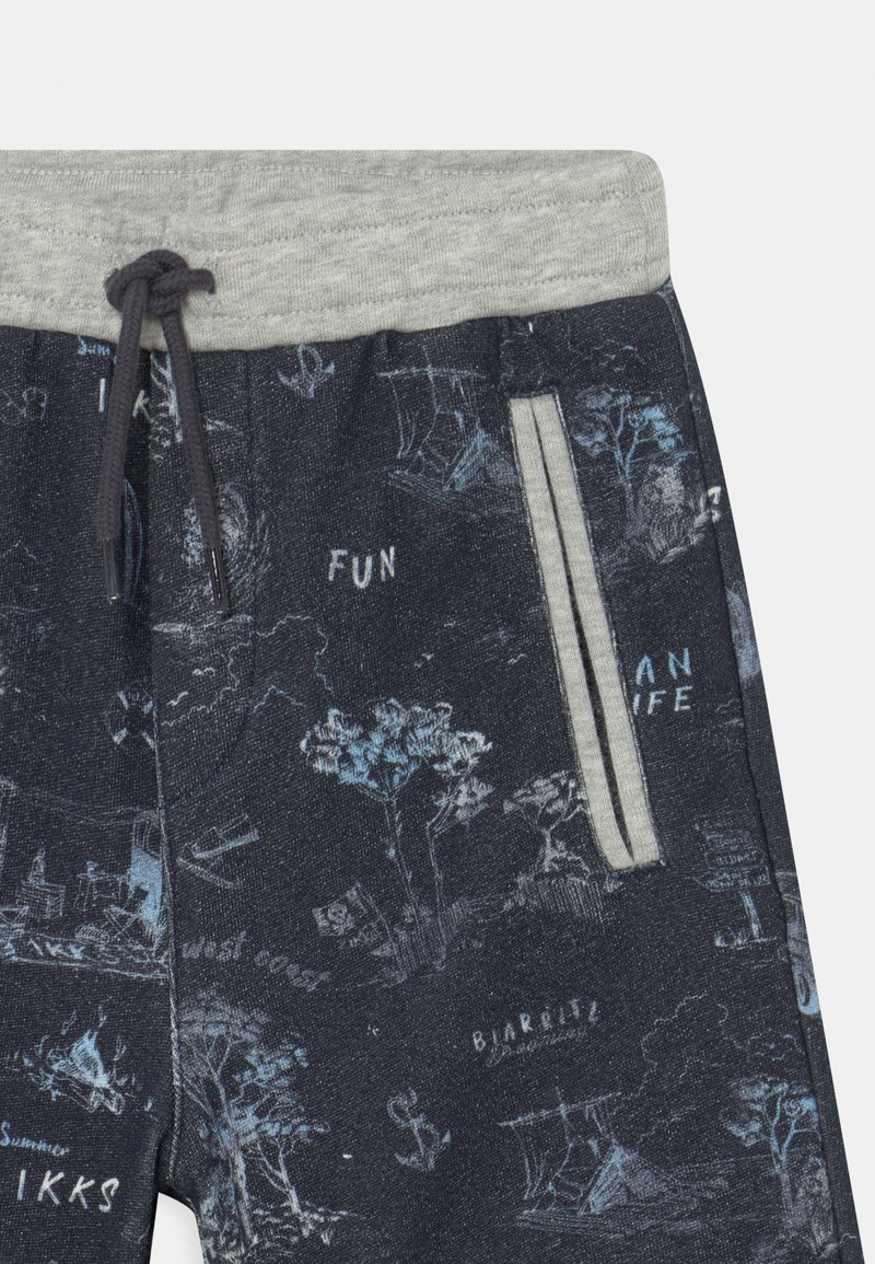 Kinder Stoffhosen | IKKS BERMUDA Shorts navy/dunkelblau - IU69932 Kinder Stoffhosen | IKKS BERMUDA Shorts navy/dunkelblau - IU69932