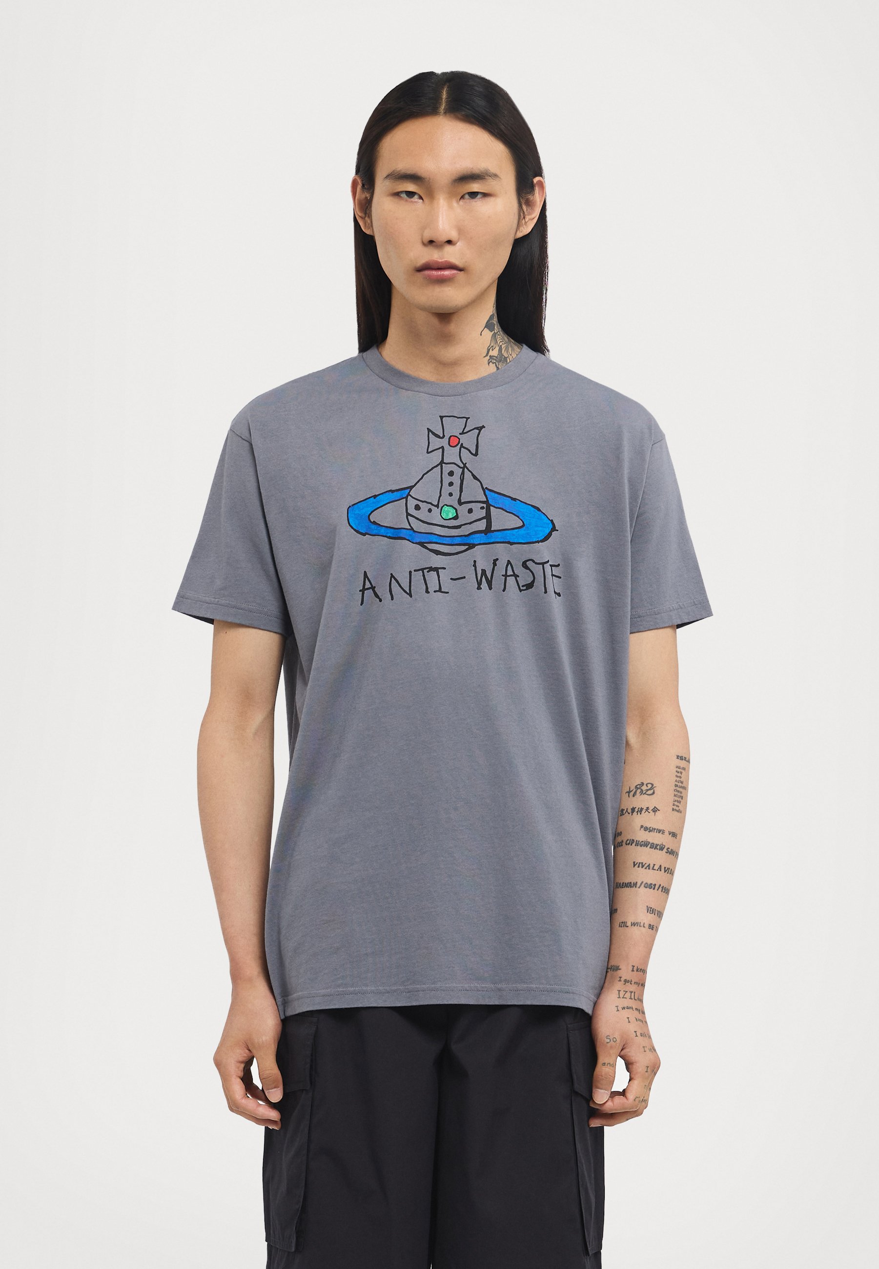 【関税込み】Vivienne Westwood グレー Anti-Waste Tシャツ Vivienne Westwood ANTIWASTE CLASSIC - Print T-shirt - grey