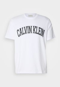 CURVE VARSITY LOGO TEE - Trükipildiga T-särk - brilliant white