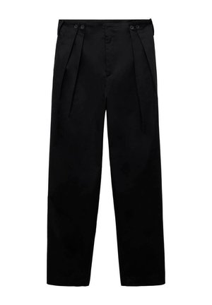 Pantaloni neri con una vestibilità ampia, dotati di pieghe in vita e due bottoni per la chiusura. Tessuto liscio, gambe dritte, senza tasche.