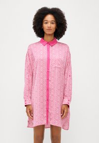 DKNY Loungewear SLEEPSHIRT - Pyžamový vrchný diel - bleached mauve