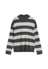 Pull rayé gris et gris clair avec un col rond, des manches longues et un ourlet côtelé. Texture douce, coupe décontractée et motif audacieux.