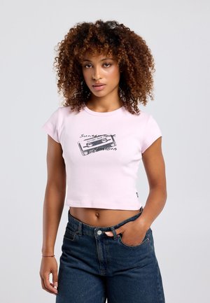America Today, T-SHIRTS & TOPS - T-shirt print - light pink