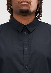 Pier One Camisa - black