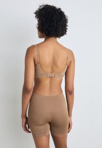 Chantelle SMOOTH COMFORT HIGH WAIST BRIEF - Alakformáló ruházat - terracotta