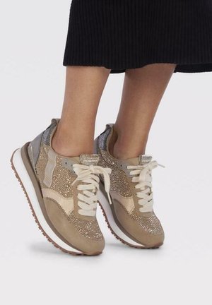 Sneakers - beige