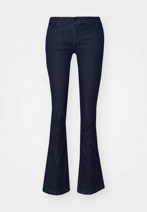 Jeans flare in denim scuro con vita media, dotati di tasche frontali e chiusura a bottone. Texture liscia e rifinitura pulita.