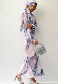 Next LONG SLEEVE COLUMN-REGULAR FIT - Rochie maxi - purple smudge print