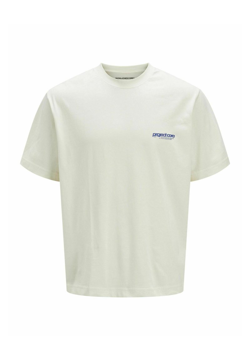 Hvid bomulds T-shirt med korte ærmer, rund halsudskæring og "project care" logo i blå på venstre brystområde. Ensartet tekstur.