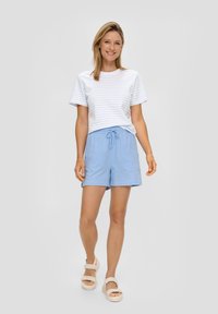 s.Oliver REGULAR - Jogginghose - himmelblau