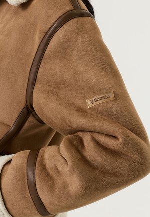 Garcia, TEENS FEMALE - OUTERWEAR - Winterjas - winter camel