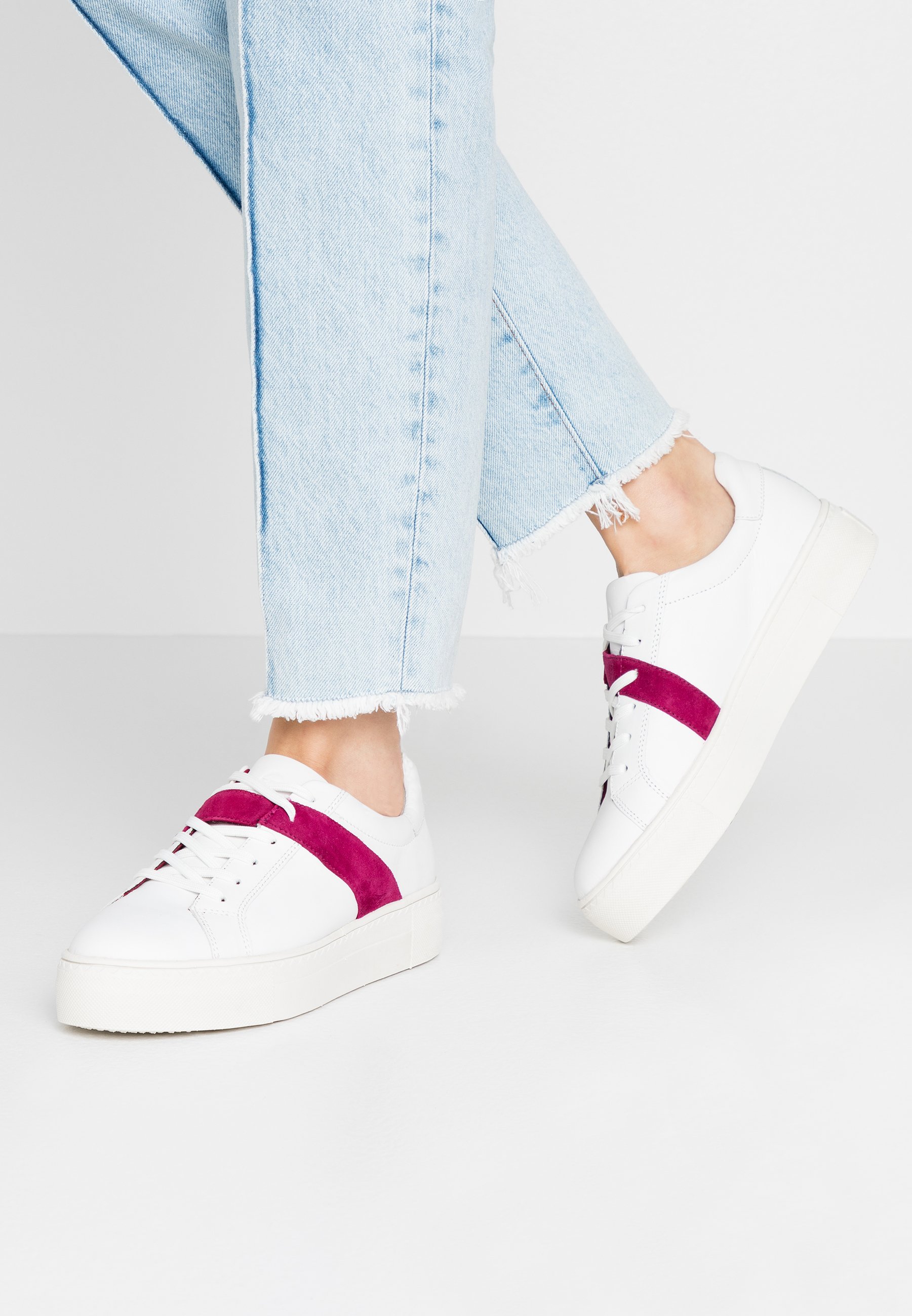 Tamaris Joggesko whitecranberry Zalando.no Tamaris Joggesko whitecranberry Zalando.no