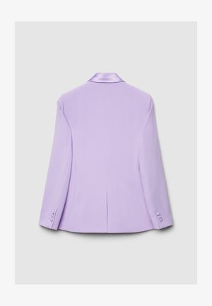 Lavender blazer with a satin collar, single vent at the back, and button accents on sleeves. Smooth fabric and tailored silhouette.