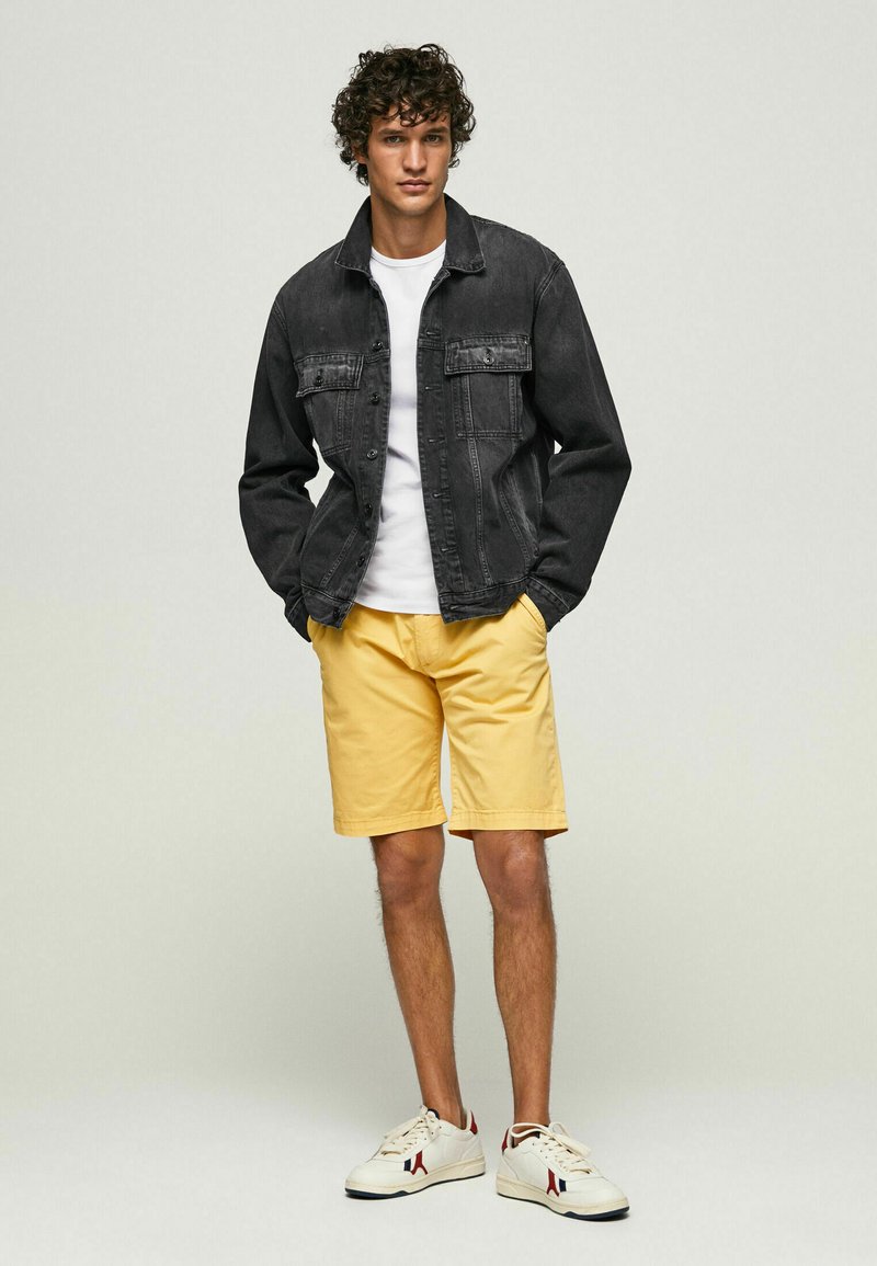 Pepe Jeans Shorts lichtgeel Pepe Jeans Shorts lichtgeel