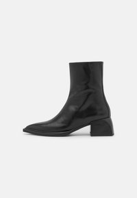 Vagabond VIVIAN - Botine clasice - black