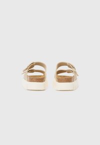Birkenstock ARIZONA CHUNKY SANDCASTLE - Sandále - sandcastle