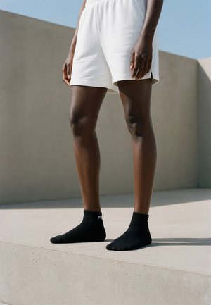 Fila, QUARTER 9 PACK - Chaussettes pour sneakers - anthracite black