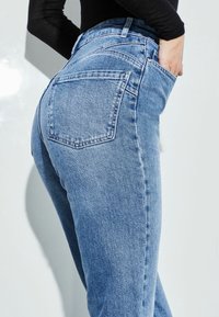 Lipsy REGULAR - Slimfit džínsy - mid blue sculpt