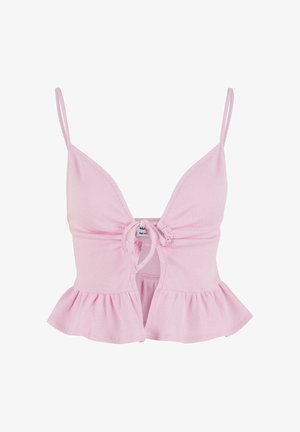 Svetlo ružový top s rebrovanou textúrou, výstrih v tvare V, nastaviteľné ramienka a nariasený predný diel s volánovým lemom. Bez viditeľného uzatvárania.