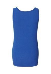Blauwe tanktop gemaakt van ribbelstof. Heeft een ronde halslijn en een mouwloos ontwerp. Eenvoudig zonder patronen of extra accenten.